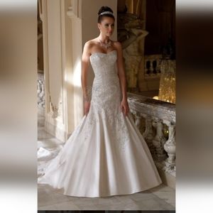 David Tutera for mon cheri wedding gown Polly size 10